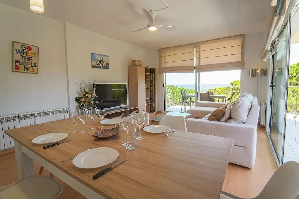 Seahomes Vacations - Seafront Apt In Blanes With Pkg 0*,