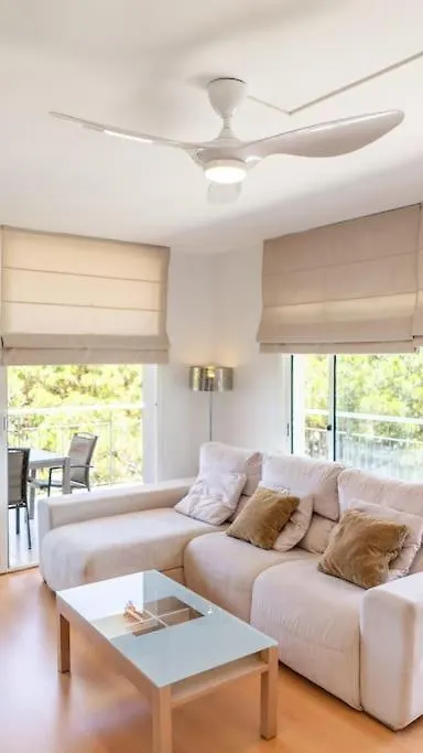 Apartment Seahomes Vacations - Seafront Apt In Blanes With Pkg