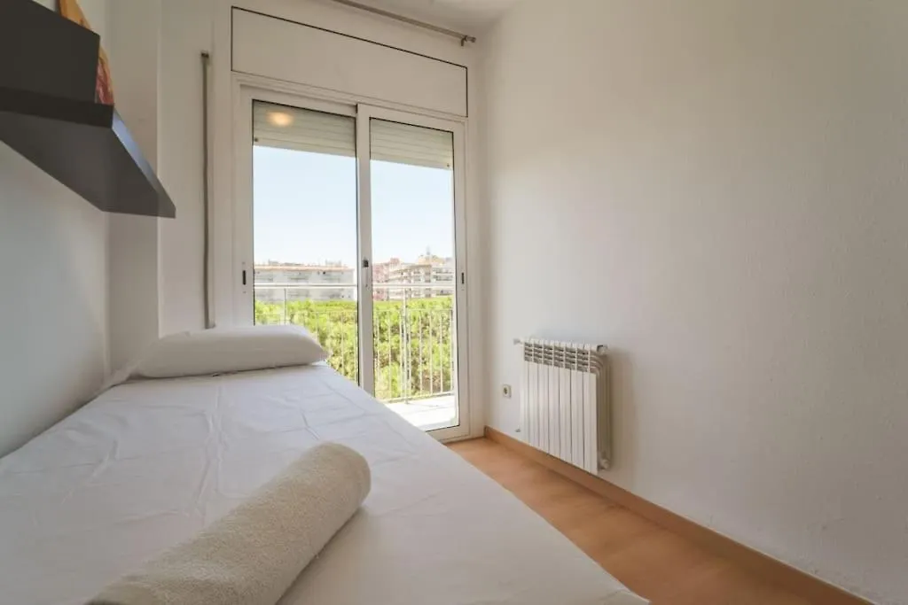 Apartment Seahomes Vacations - Seafront Apt In Blanes With Pkg