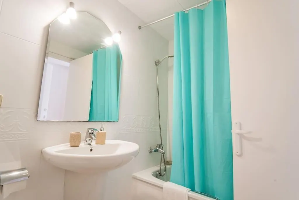 Seahomes Vacations - Seafront Apt In Blanes With Pkg Apartment