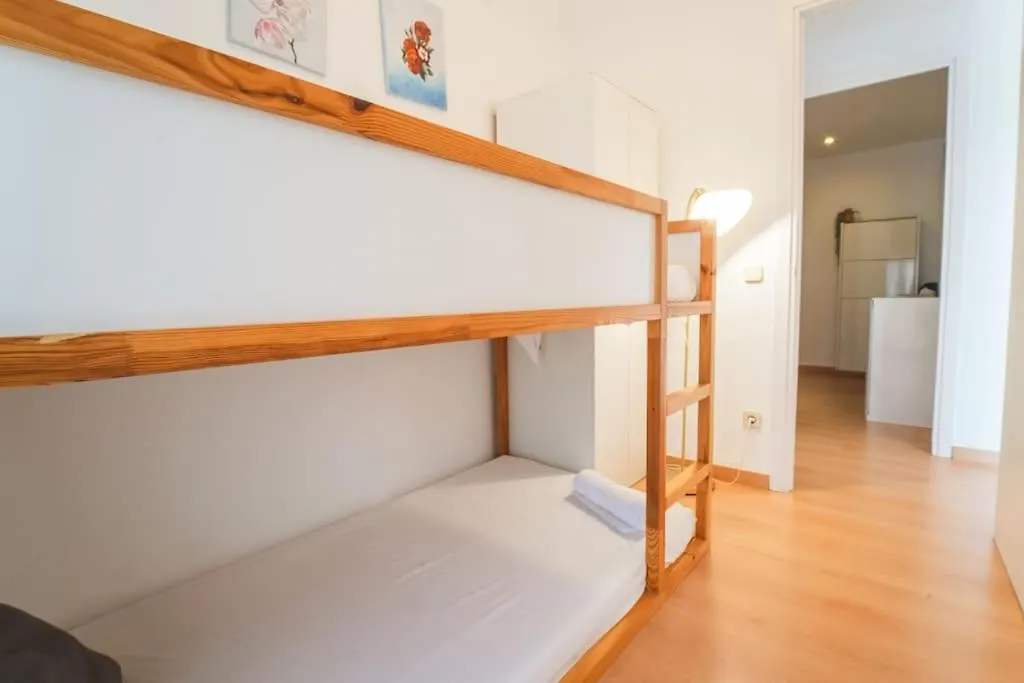 Seahomes Vacations - Seafront Apt In Blanes With Pkg